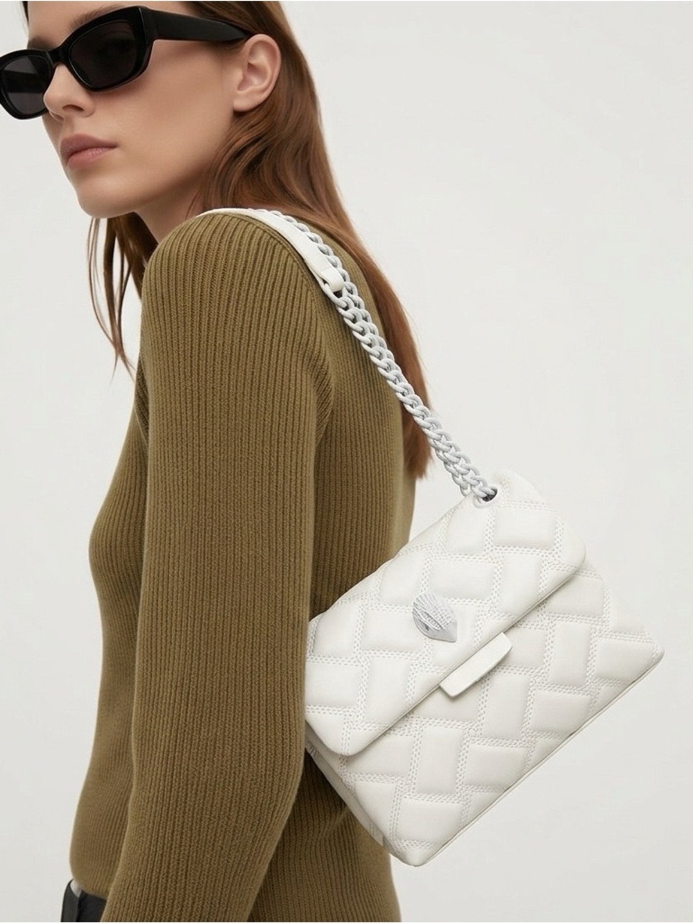 White Quilted Vegan PU Leather, Adjustable Chain Shoulder Bag. BRAND NEW!